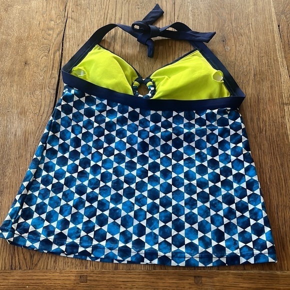 Jag halter top size small tankini , swim top. - Picture 3 of 3